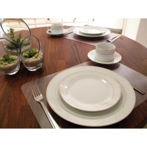 Desktex® Pack of 4 Polycarbonate Place Mats with Anti-Slip Backing - 12" x 18"